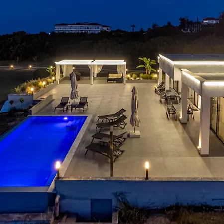 Villa Continent Hanioti