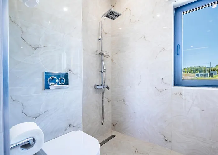 Continent Vila Chanioti