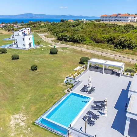 Continent ヴィラ *