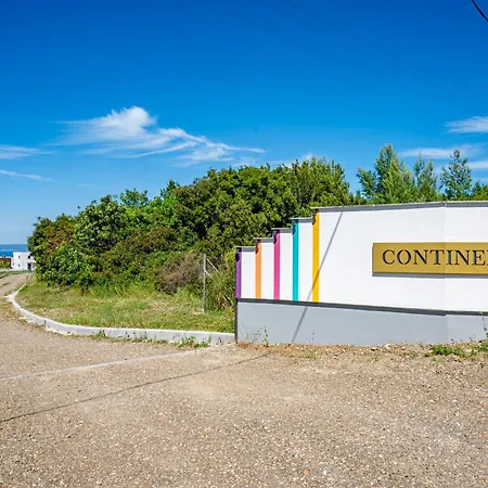 ヴィラ Continent *