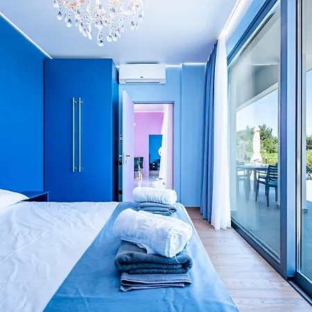 ヴィラ Continent ハニオティス