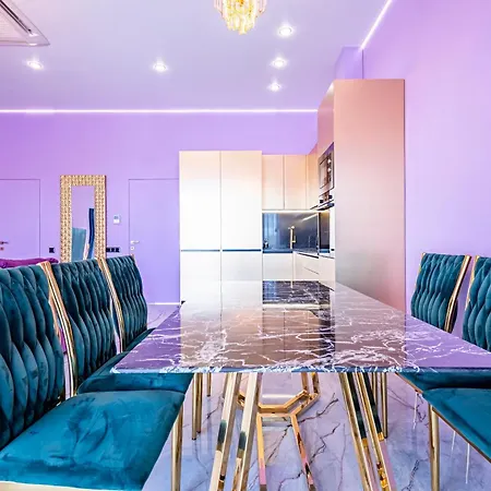 Continent ヴィラ ハニオティス