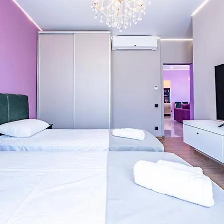 Continent * ハニオティス