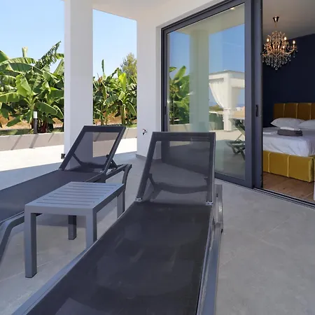 ヴィラ Continent *