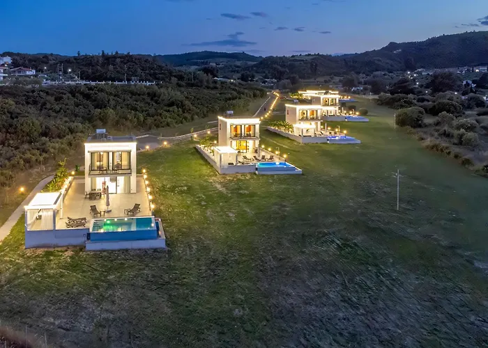 Villa Continent Hanioti